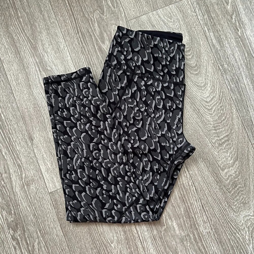 Sweaty Betty Leopard Power 7/8 Workout Leggings